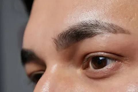 Male Eyebrows: The Complete Guide to Grooming and Shaping Male Eyebrows